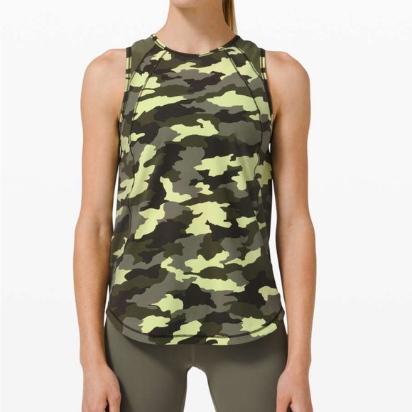 Lululemon Sculpt Tank
Heritage 365 Camo Crispin Green Multi / Medium Olive - Picture 3 of 4